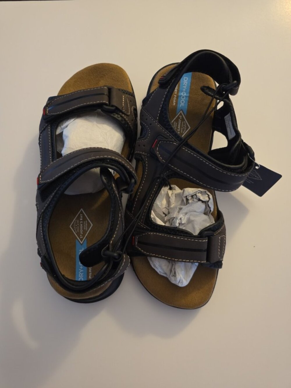 St. John Bay Badger Brown Sandals Size 9M Moisture Wicking Memory Foam DryCool
